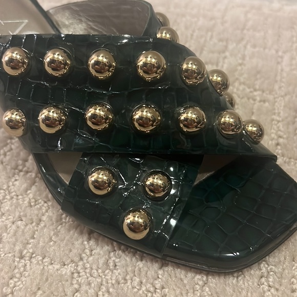 NWT - Forest Green and Gold Dot Sandals - Picture 5 of 5